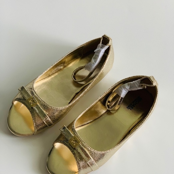 Michael Kors Girls Windy Soft Gold - Picture 2 of 7